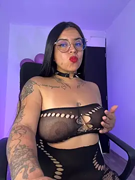 Devilsweet17 online show from 22, 11, 2025