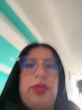 Devilsweet17 online show from 9, 4, 2026