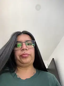 Devilsweet17 online show from 22, 4, 2026