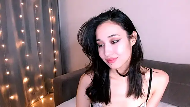 Snapshot of Li_noen chatting on 24, 1, 2025 Li noen online show from 24, 1, 2025