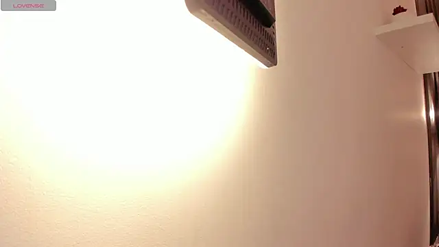 emma alice  online show from 20, 11, 2025