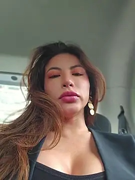 Karen San Miguel online show from 19, 7, 2026