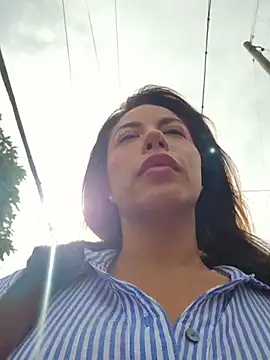 Karen San Miguel online show from 3, 6, 2026