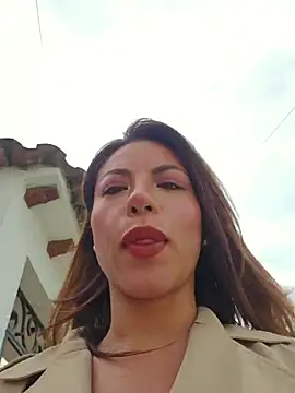 Karen San Miguel online show from 4, 7, 2026