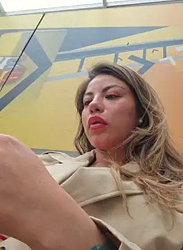 Karen San Miguel online show from 10, 10, 2025