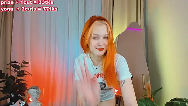 Snapshot of OkiMie chatting on 16, 3, 2025 OkiMie online show from 16, 3, 2025