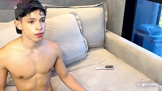 Snapshot of jade_candy_21 chatting on 29, 11, 2025 jade candy 21 online show from 29, 11, 2025