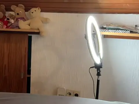 JeSuisUnTapin online show from 18, 10, 2025