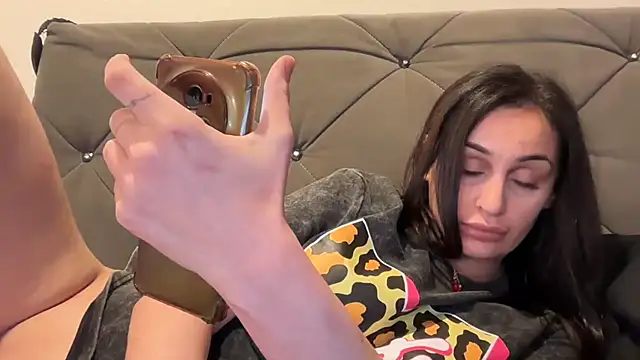 JeSuisUnTapin online show from 5, 12, 2025