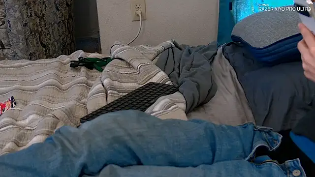 Dilldough405 online show from 15, 3, 2026