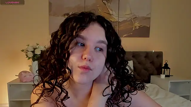 Ariella Sol online show from 20, 7, 2026