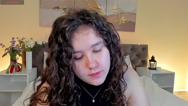 Ariella Sol online show from 15, 6, 2026