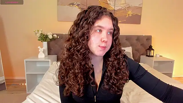 Ariella Sol online show from 11, 6, 2026