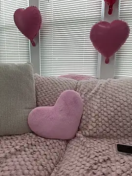 LoveShae  online show from 28, 2, 2026