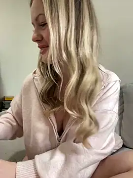 LoveShae  online show from 7, 1, 2025