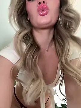 LoveShae  online show from 21, 3, 2026