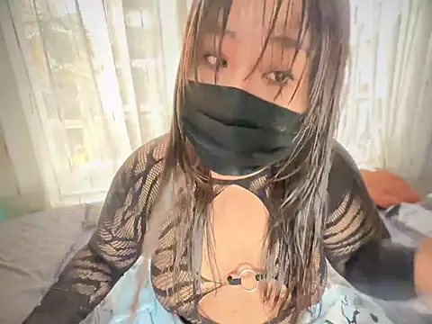 LunaXoxo online show from 5, 1, 2025