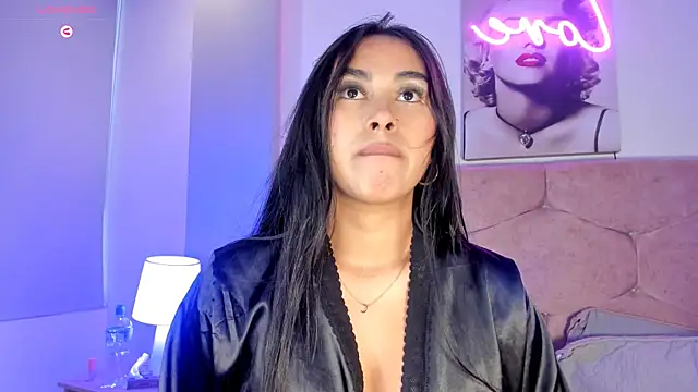 Cameliaa Smiith online show from 6, 3, 2025