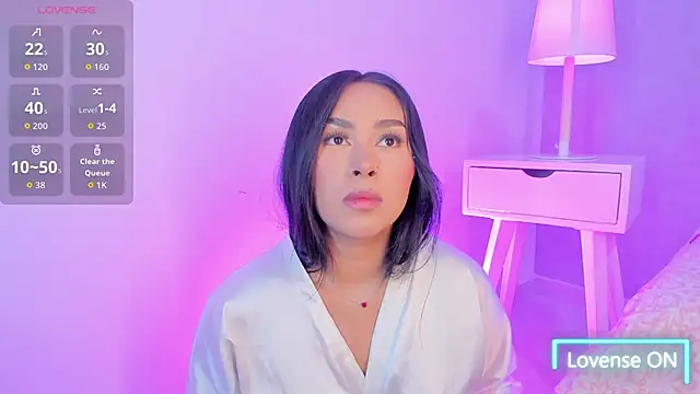 Snapshot of Cameliaa_Smiith chatting on 18, 11, 2025 Cameliaa Smiith online show from 18, 11, 2025