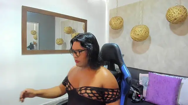 Margoth Montilla online show from 13, 2, 2025
