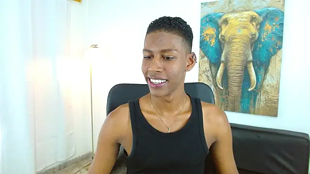 maiki18  online show from 13, 11, 2025