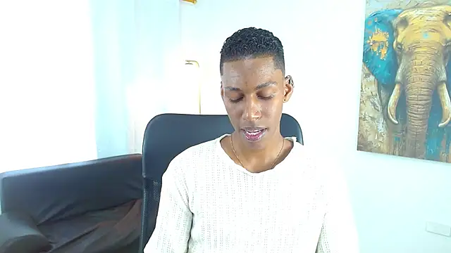 maiki18  online show from 7, 2, 2026