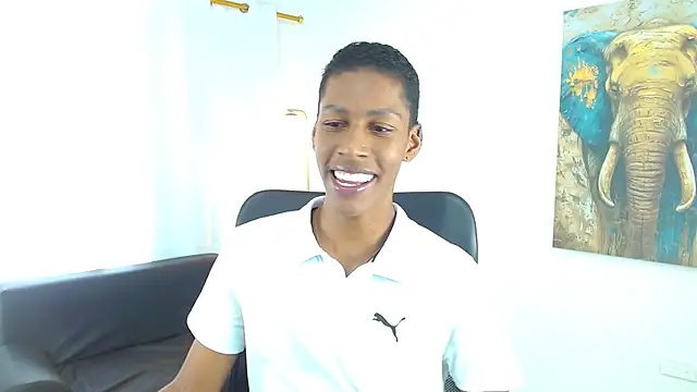 maiki18  online show from 5, 2, 2026