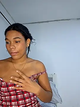 Snapshot of Dena_k_ chatting on 5, 3, 2025 Dena k online show from 5, 3, 2025