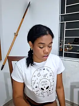 Snapshot of Dena_k_ chatting on 7, 1, 2025 Dena k online show from 7, 1, 2025