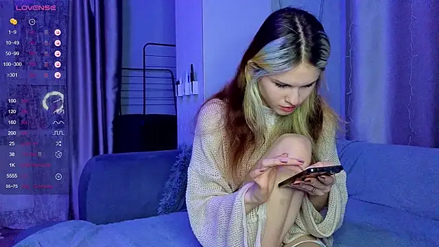 excited-kristi online show from 27, 12, 2024