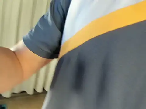 uglycoyote18 online show from 23, 4, 2026