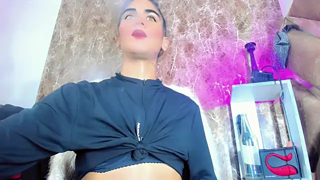 Snapshot of hannabigdirty chatting on 10, 10, 2025 hannabigdirty online show from 10, 10, 2025