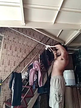 Snapshot of rayhan085 chatting on 10, 9, 2025 rayhan085 online show from 10, 9, 2025