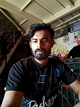 Snapshot of rayhan085 chatting on 16, 9, 2025 rayhan085 online show from 16, 9, 2025