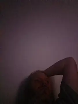 ShyBoy1982 online show from 5, 7, 2026
