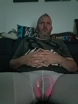 ShyBoy1982 online show from 16, 11, 2025