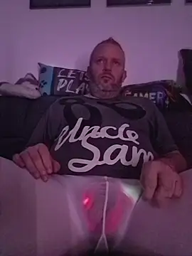 ShyBoy1982 online show from 15, 11, 2025