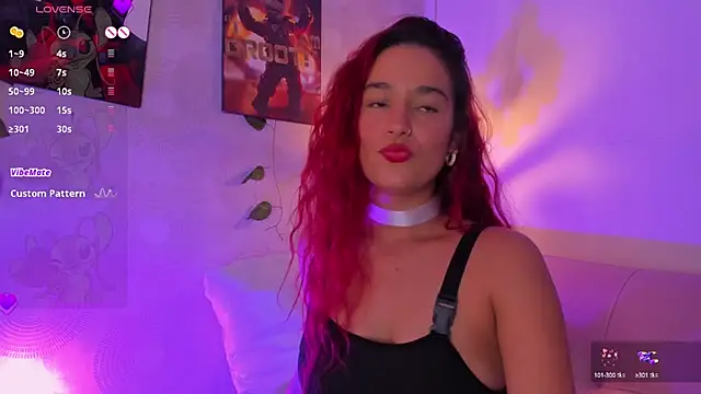 Snapshot of Ari_Baker chatting on 5, 2, 2025 Ari Baker online show from 5, 2, 2025