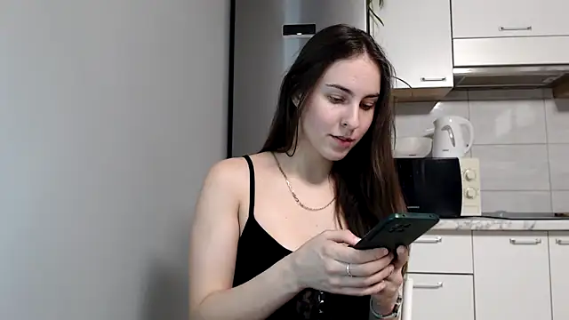 Snapshot of SierraSky_ chatting on 8, 2, 2025 SierraSky online show from 8, 2, 2025