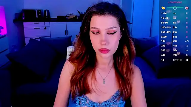 tenderdreams online show from 8, 11, 2025