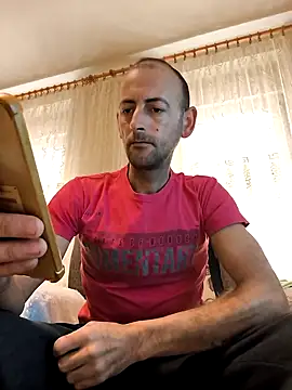 Snapshot of Cirkon1984 chatting on 19, 2, 2025 Cirkon1984 online show from 19, 2, 2025