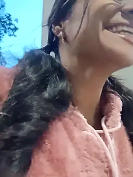 Leslly  online show from 16, 11, 2025