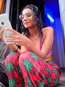 Leslly  online show from 23, 11, 2025