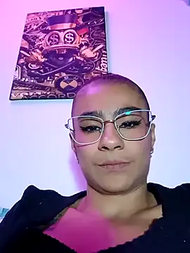 Leslly  online show from 10, 4, 2026