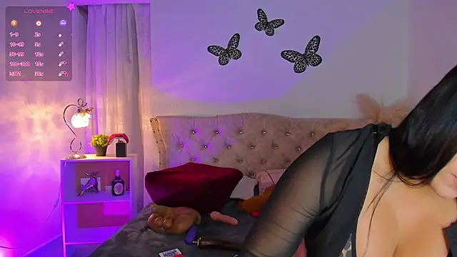 Snapshot of Sarahballiston_ chatting on 7, 11, 2025 Sarahballiston online show from 7, 11, 2025