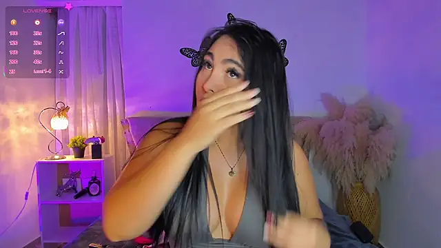 Snapshot of Sarahballiston_ chatting on 22, 10, 2025 Sarahballiston online show from 22, 10, 2025