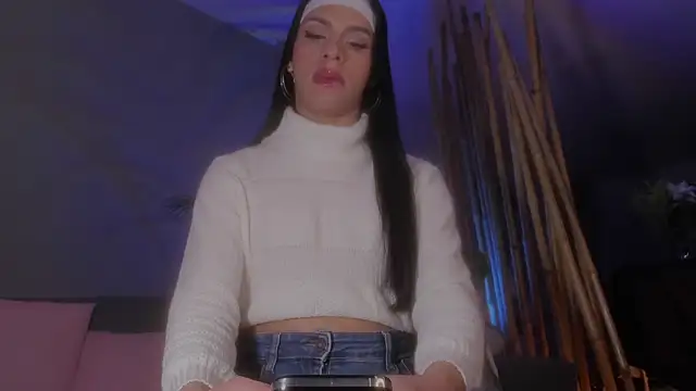 Snapshot of danna_v chatting on 21, 3, 2025 danna v online show from 21, 3, 2025