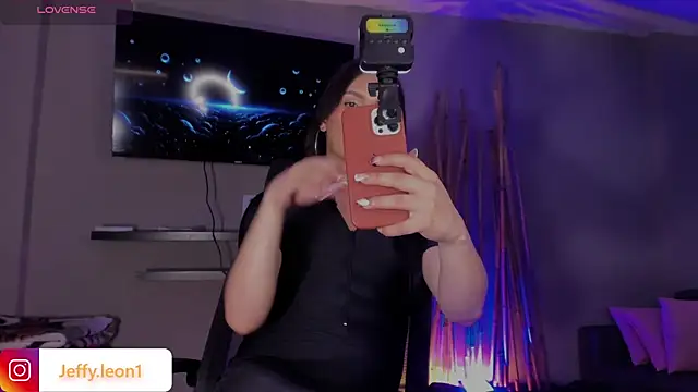 danna v online show from 19, 10, 2025