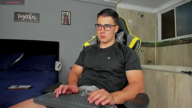 owengray2n online show from 28, 2, 2025