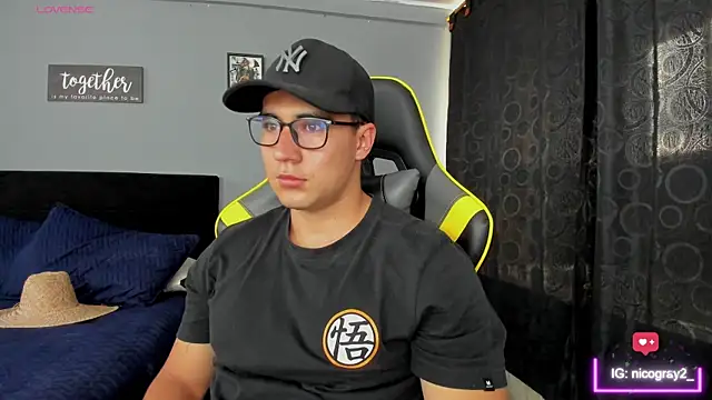 owengray2n online show from 10, 3, 2025